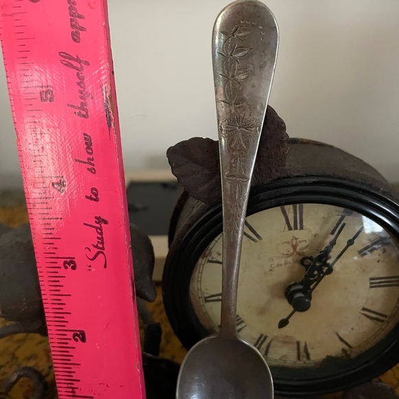 Souvenir and collectible spoons. - Picture 5 of 9